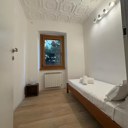Puravida Jack 6 * Trieste